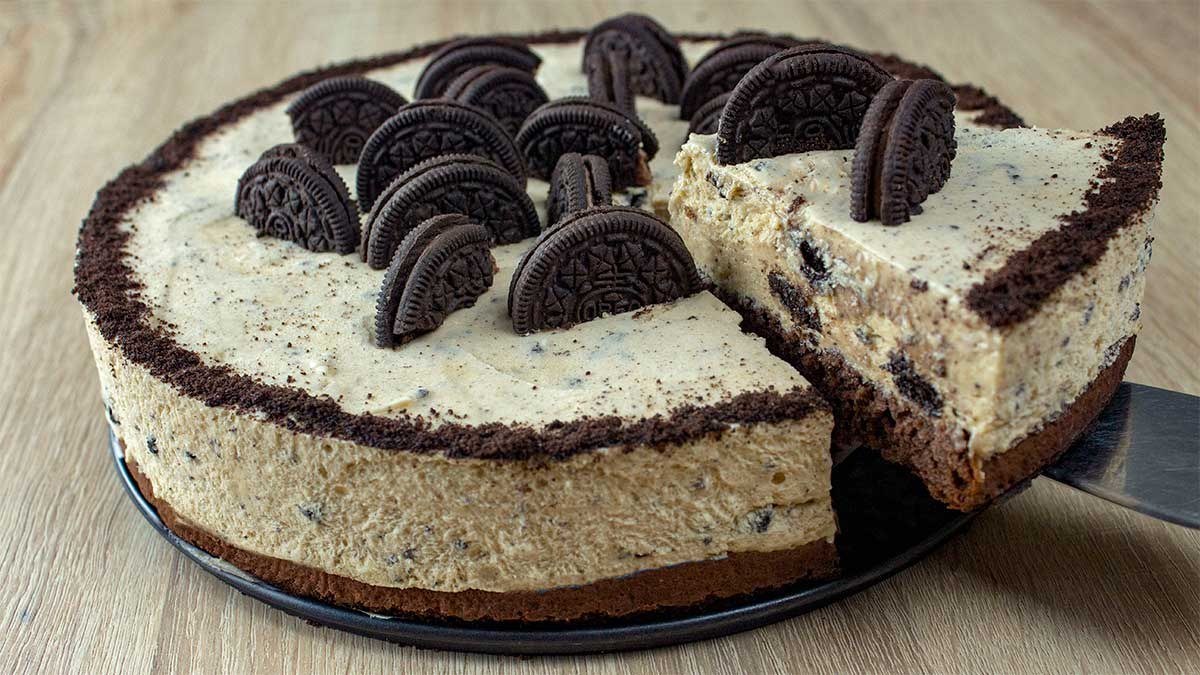 Cookies & Cream Ice Cream Cake